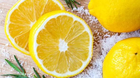 Бананы, лимоны и не только: исследование показало, какие фрукты сжигают жиры