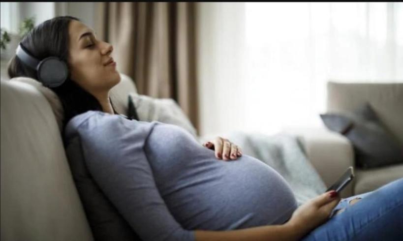Мужчина рассказал, что жена свою лень прикрывает беременностью: люди посчитали его претензию необоснованной