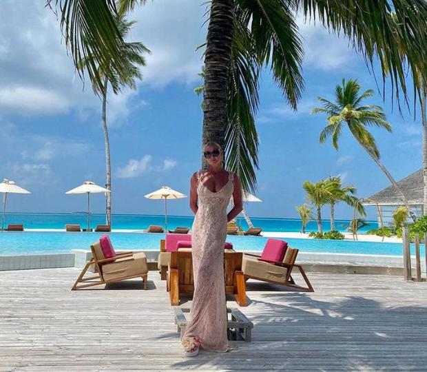 Анастасия Волочкова проводит время на отдыхе на Мальдивах с возлюбленным. Балерина по-прежнему предпочитает скрывать имя своего мужчины