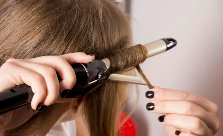 Что делать, если стресс от COVID-19 вызывает у женщин выпадение волос и перхоть: меньше мыть и другие советы от трихолога Саманты Стюарт
