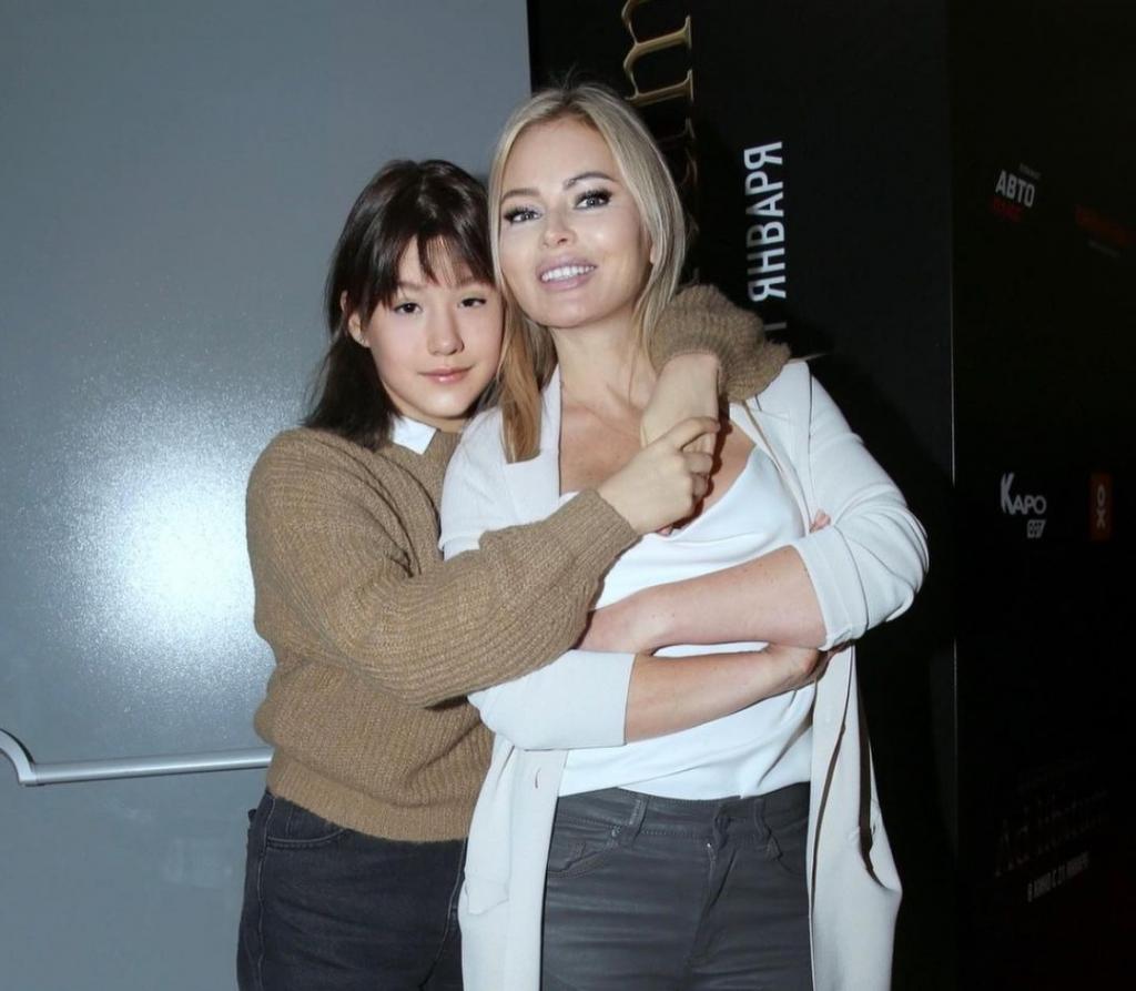Дана Борисова показала свою 13-летнюю дочь, с которой ей удалось наладить отношения (новые фото)