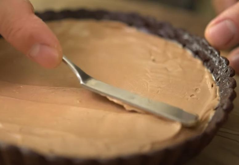 Рецепт американского вишневого пирога с шоколадным кремом