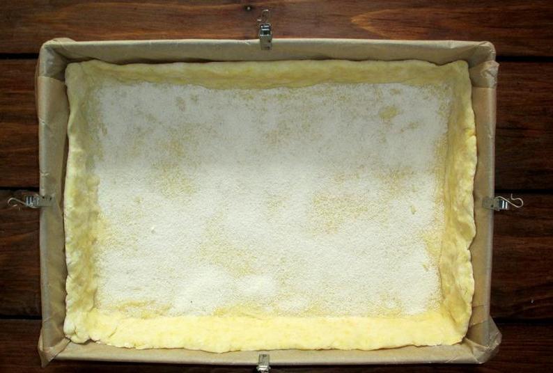 Нашла в старом кулинарном блокноте рецепт семейного макового пирога: такой вкусный, что не приготовить невозможно