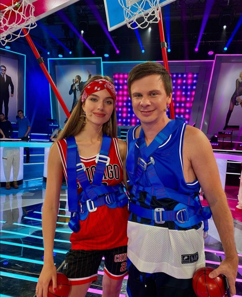 Дмитрий Комаров женат на мисс Украина 2016: пара видится по графику, но это не мешает их любви