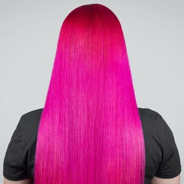 Розовый — один из трендовых оттенков окрашивания волос этого сезона: 10 модных вариантов