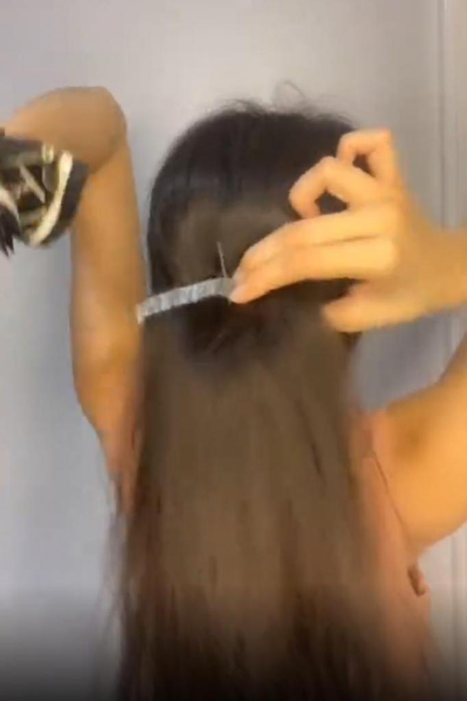 Наращивание из собственных волос: англичанка 8 месяцев собирает выпавшие волосы