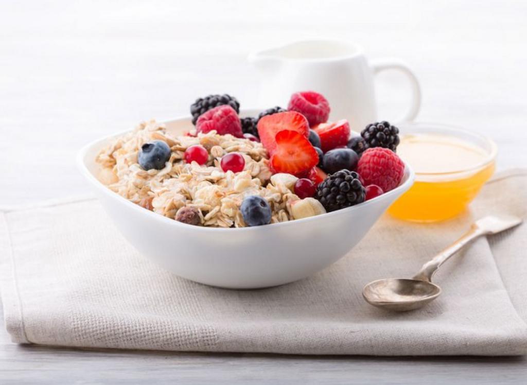 Полноценный завтрак и другие пищевые привычки, которые помогут снизить риск заболевания сахарным диабетом 2 типа: современные исследования