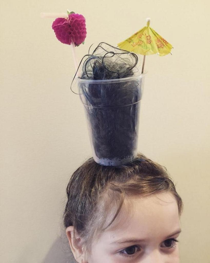 Праздник на голове: необычные прически, на которые решится не каждая мама (но девочкам они точно понравятся)