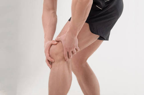 Болят колени? Эффективное упражнение для коленных суставов
