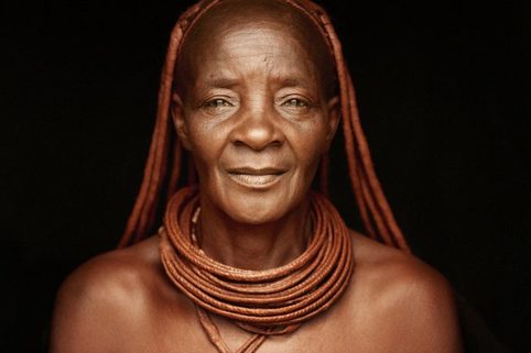 Колоритные фотографии исчезающих племён Африки и Азии