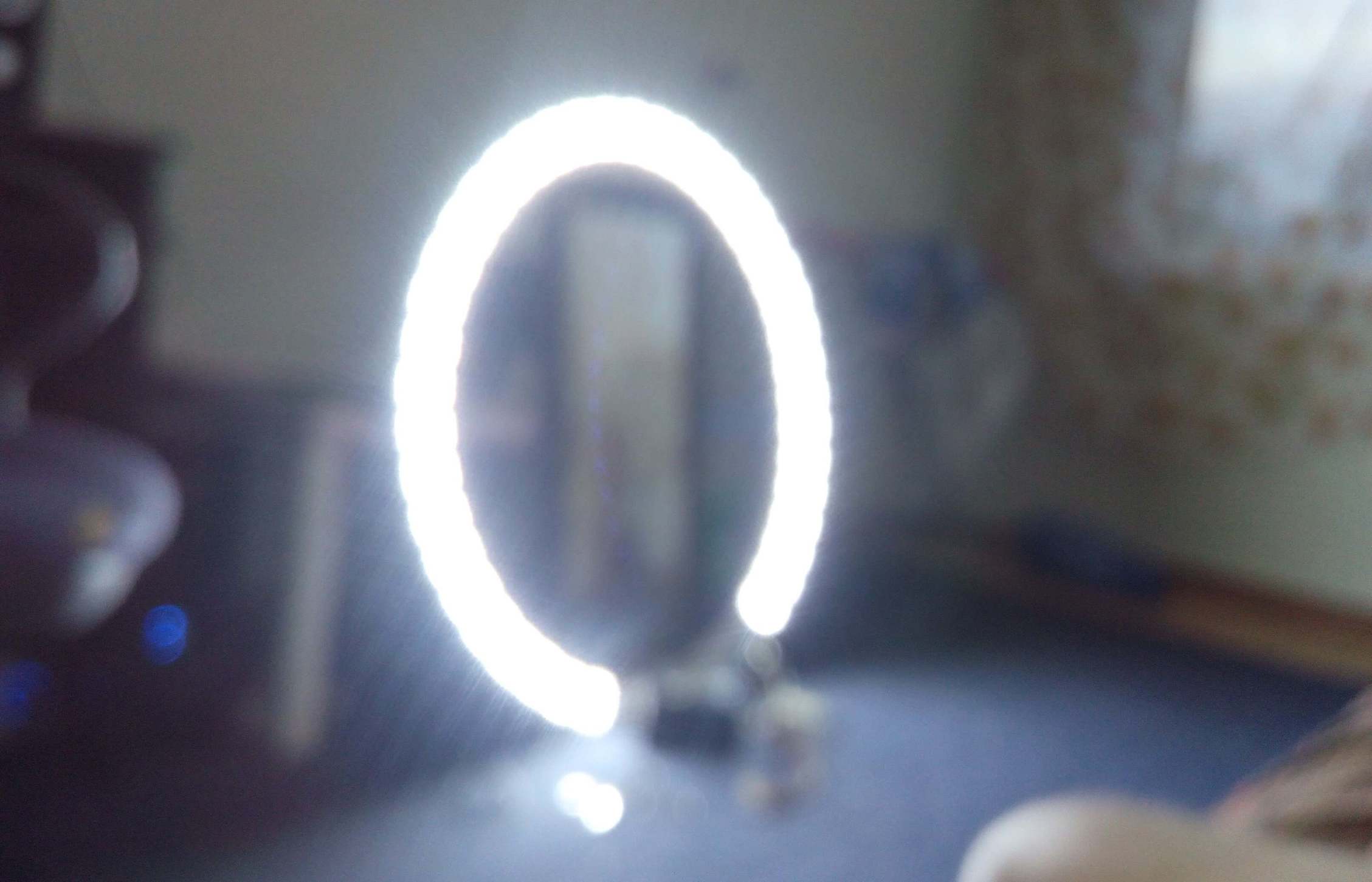 Как сделать кольцевой свет для фото