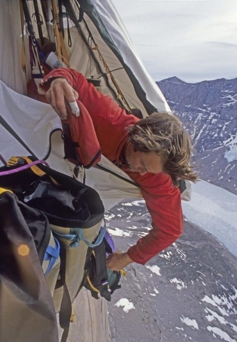 Невероятные фото о том, как спят альпинисты